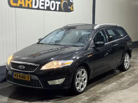 Ford Mondeo Wagon 2.0-16V Limited Technisch super Rechts een kleine Schaafwond