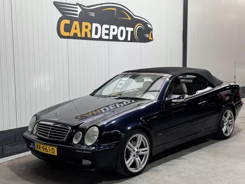 Mercedes-Benz CLK-klasse Cabrio 200 K. Elegance Dak wilt niet open. Waarschijnlijk moet de motor van de dak vervangen worden.