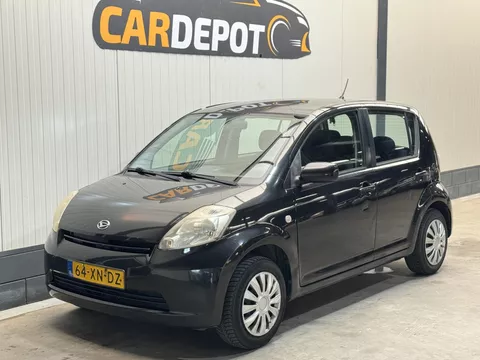Daihatsu Sirion 2 1.0-12V Premium
