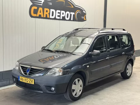 Dacia Logan MCV 1.6-16V Laur&eacute;ate 7p. Vol jaar APK AIRCO 7 PERSOONS